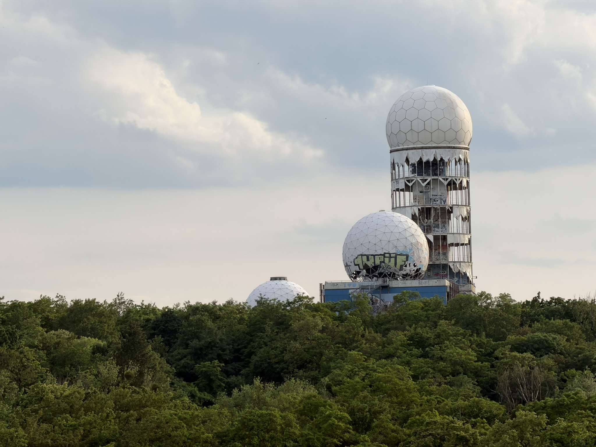 Ah, das schöne Berlin! (Oh, beautiful Berlin!)